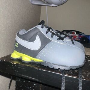 CHILD NIKE SHOX